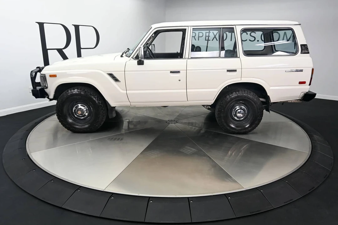 1988 Toyota J60 Land Cruiser - Image 6 of 24
