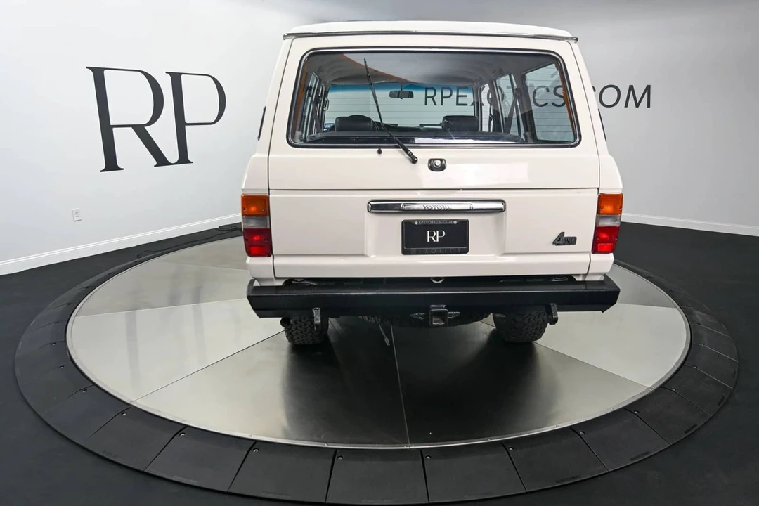 1988 Toyota J60 Land Cruiser - Image 8 of 24