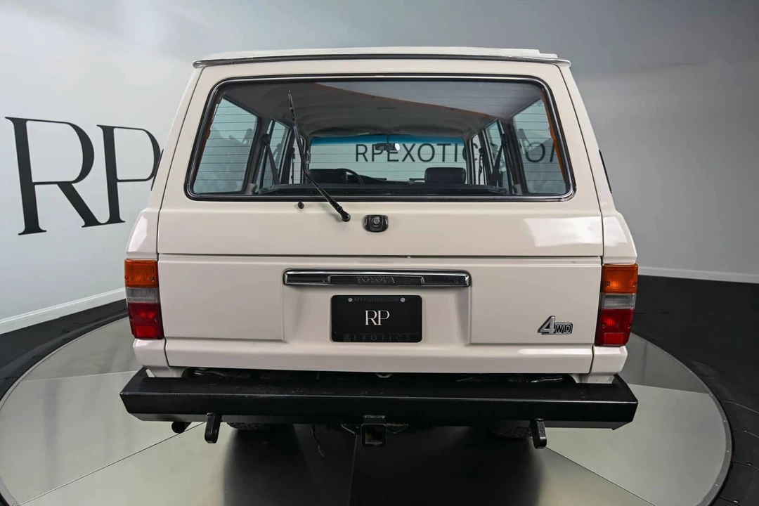 1988 Toyota J60 Land Cruiser - Image 14 of 24