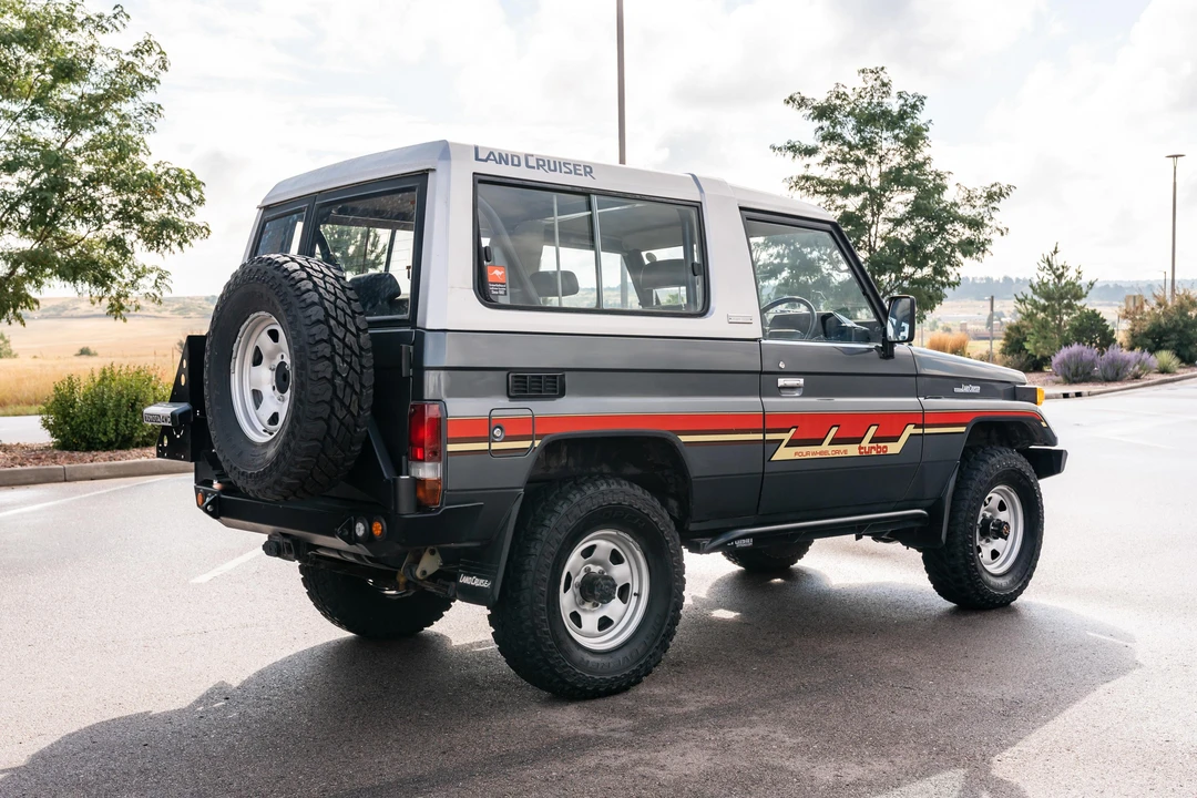 1988 Toyota J70 Land Cruiser - Image 7 of 31