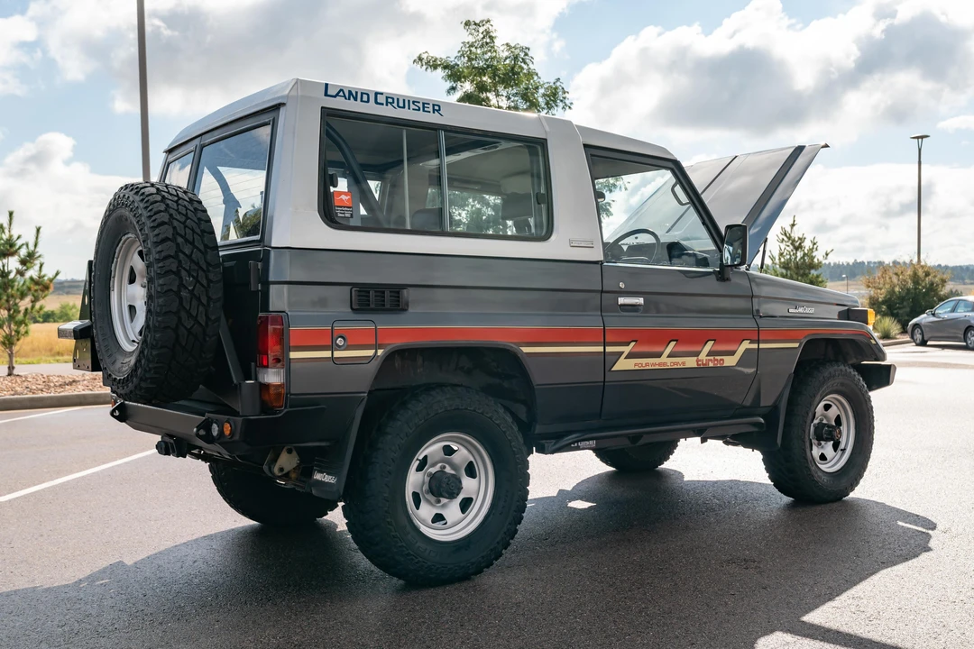 1988 Toyota J70 Land Cruiser - Image 18 of 31