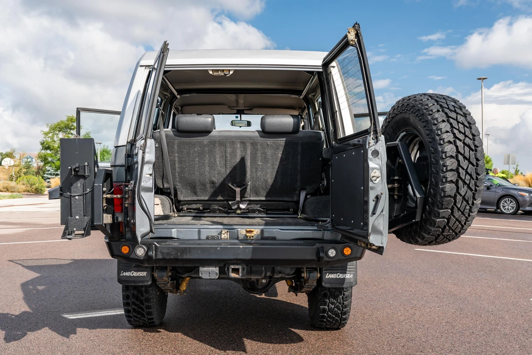 1988 Toyota J70 Land Cruiser - Image 16 of 31