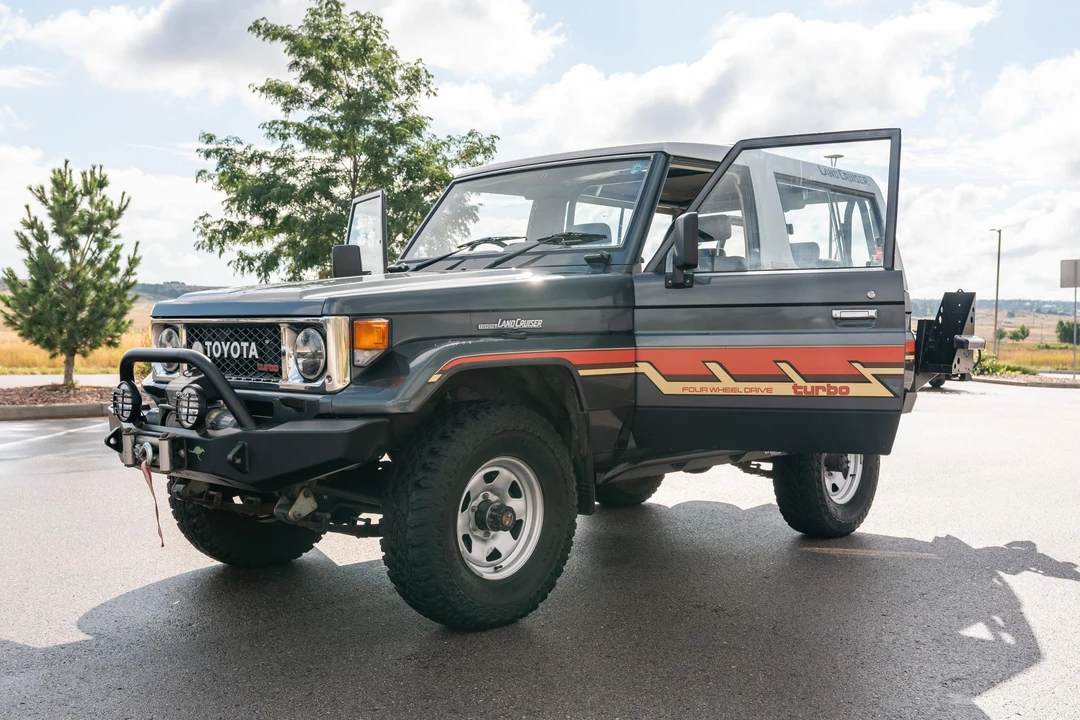 1988 Toyota J70 Land Cruiser - Image 10 of 31