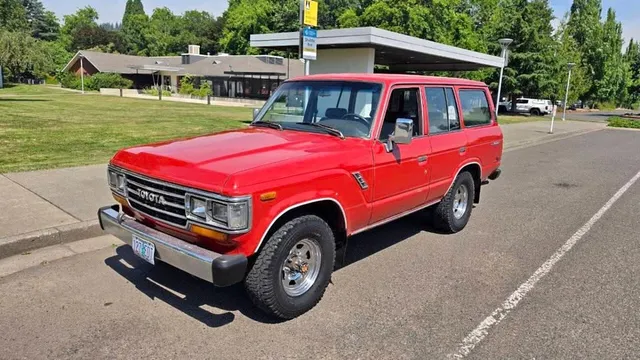 1988 Toyota Land Cruiser Base 4dr SUV