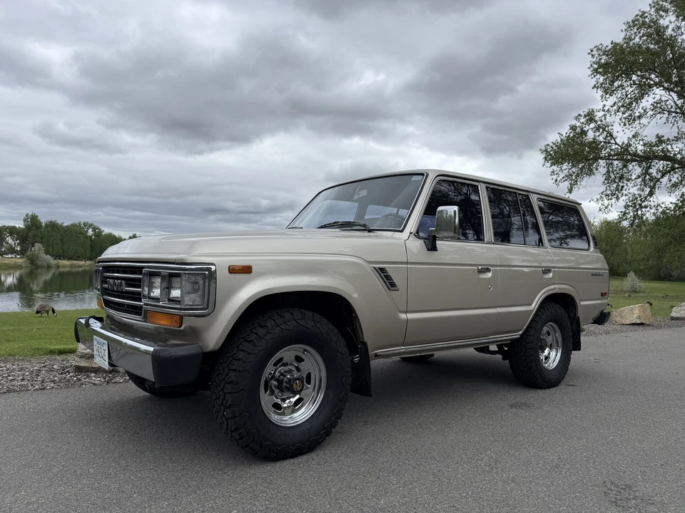 1988 Toyota J60 Land Cruiser - Image 2 of 31