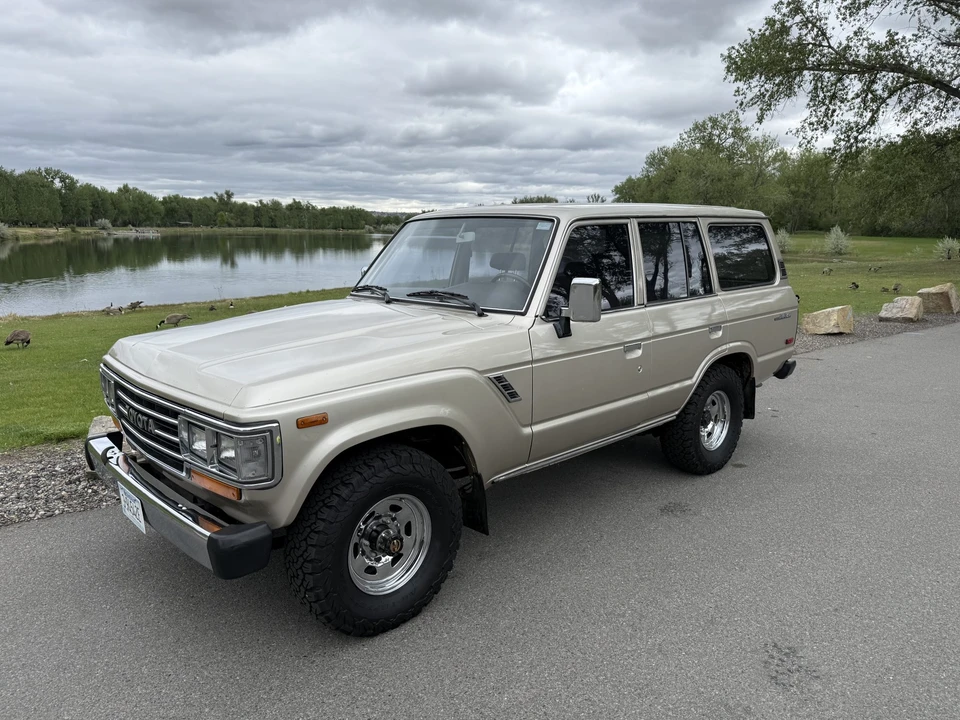 1988 Toyota J60 Land Cruiser - Image 3 of 31