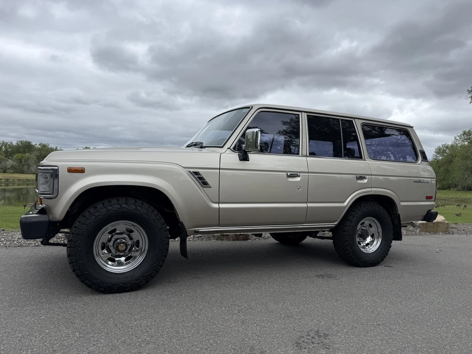1988 Toyota J60 Land Cruiser - Image 4 of 31