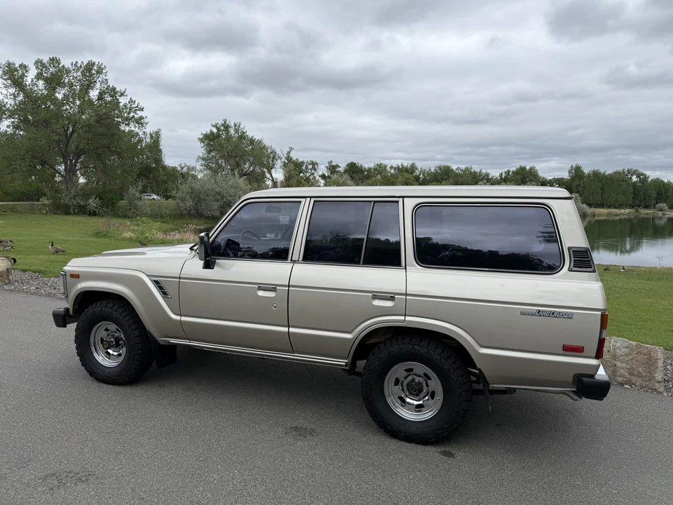 1988 Toyota J60 Land Cruiser - Image 9 of 31