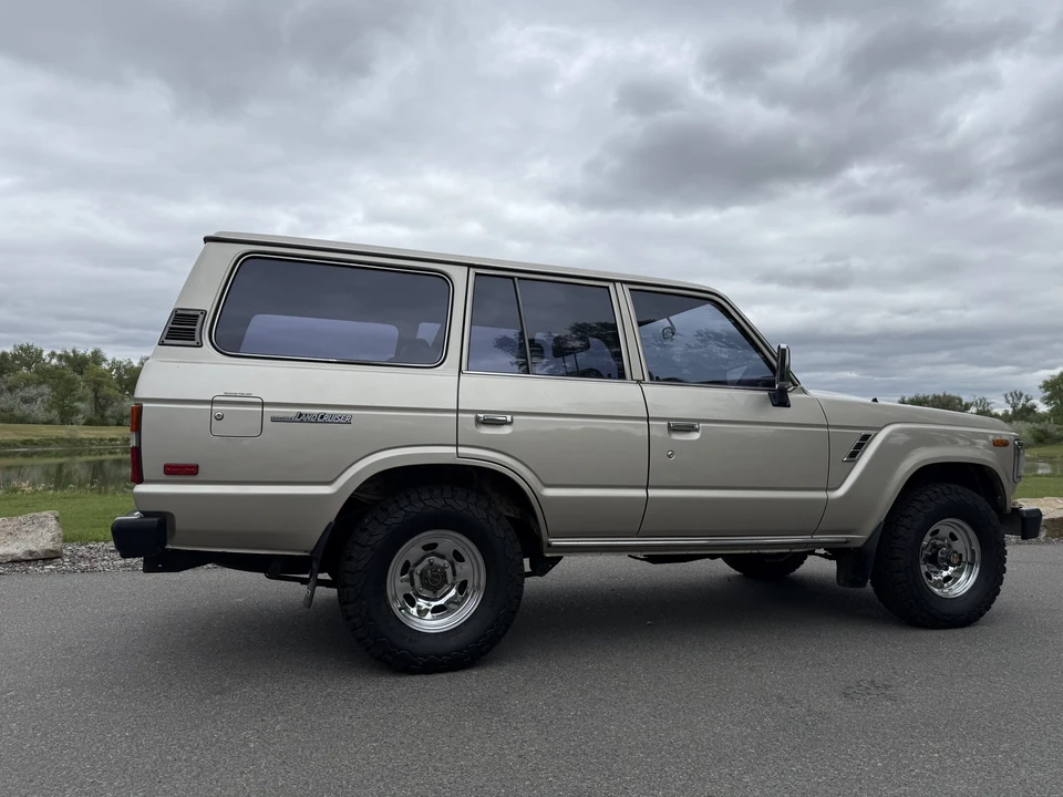 1988 Toyota J60 Land Cruiser - Image 14 of 31