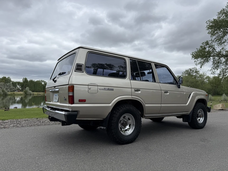 1988 Toyota J60 Land Cruiser - Image 12 of 31