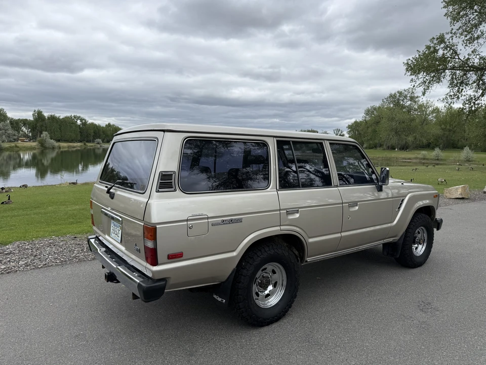 1988 Toyota J60 Land Cruiser - Image 13 of 31