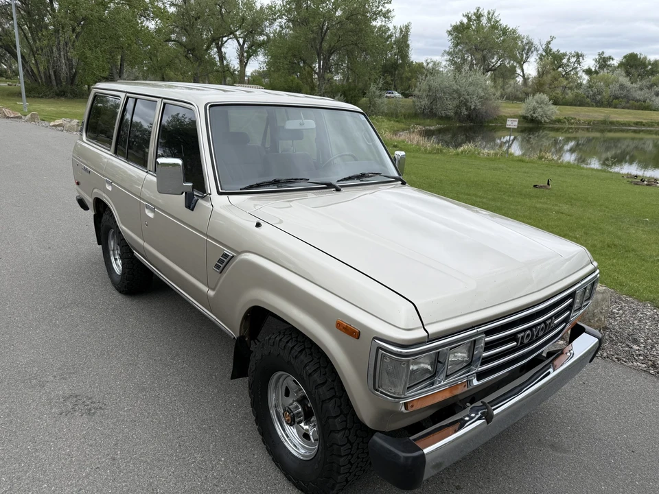 1988 Toyota J60 Land Cruiser - Image 22 of 31