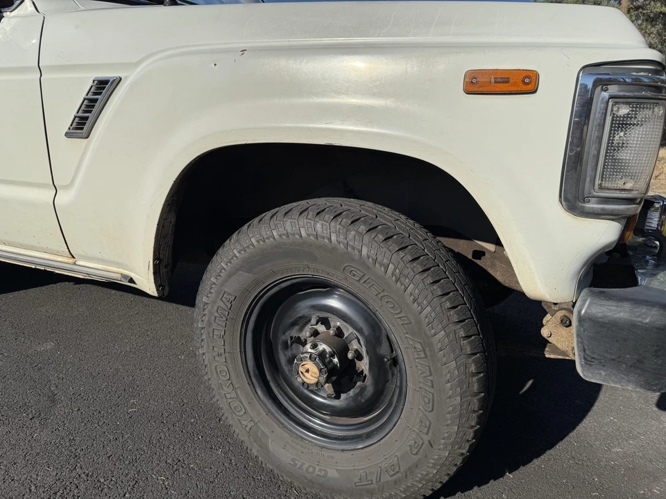 1988 Toyota J60 Land Cruiser - Image 15 of 31
