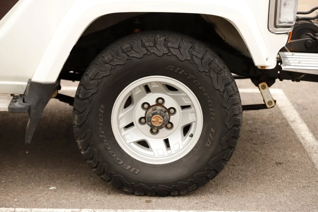 1988 Toyota J60 Land Cruiser - Image 27 of 30