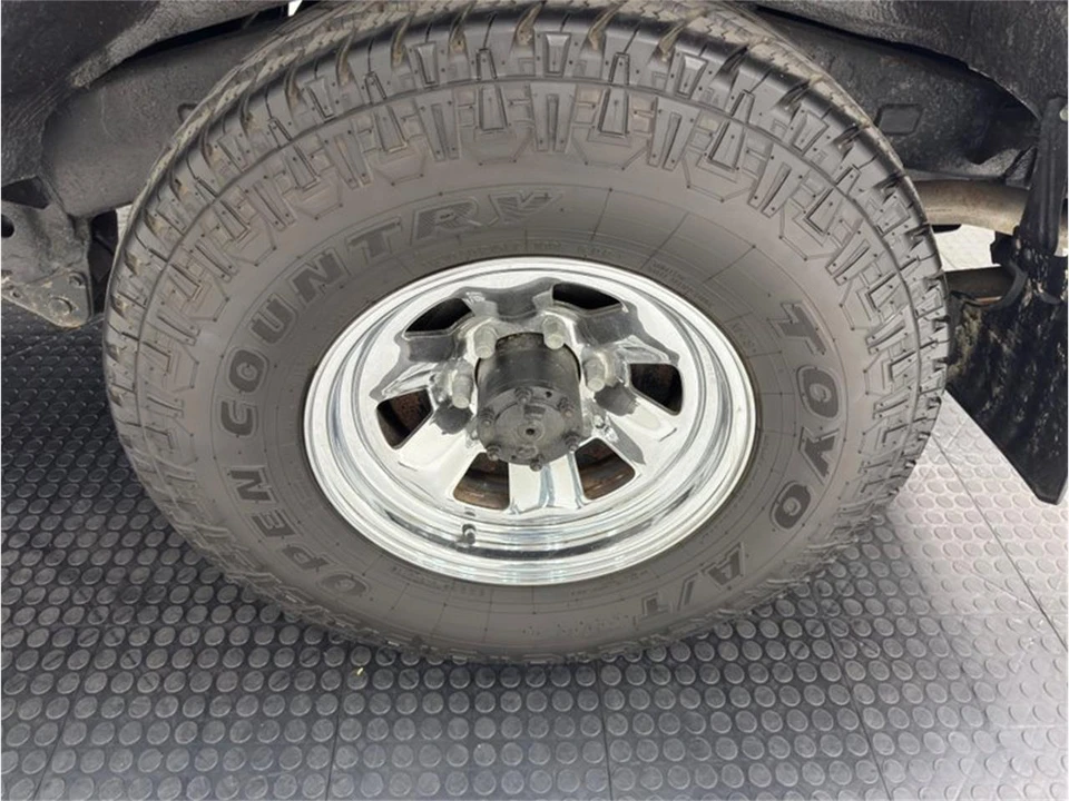 1988 Toyota J60 Land Cruiser - Image 18 of 31