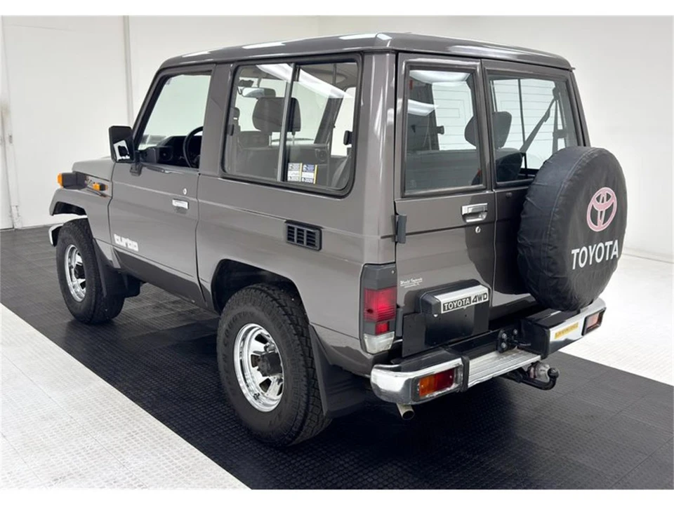 1988 Toyota J60 Land Cruiser - Image 3 of 31