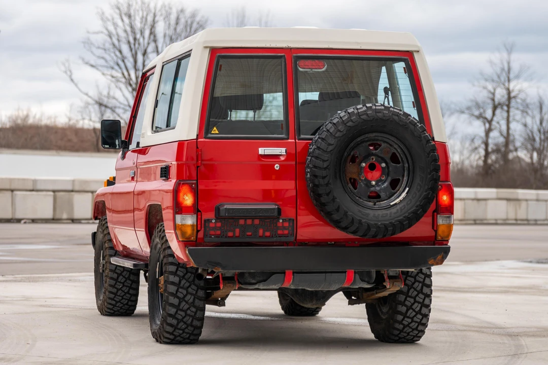 1988 Toyota J70 Land Cruiser - Image 5 of 31