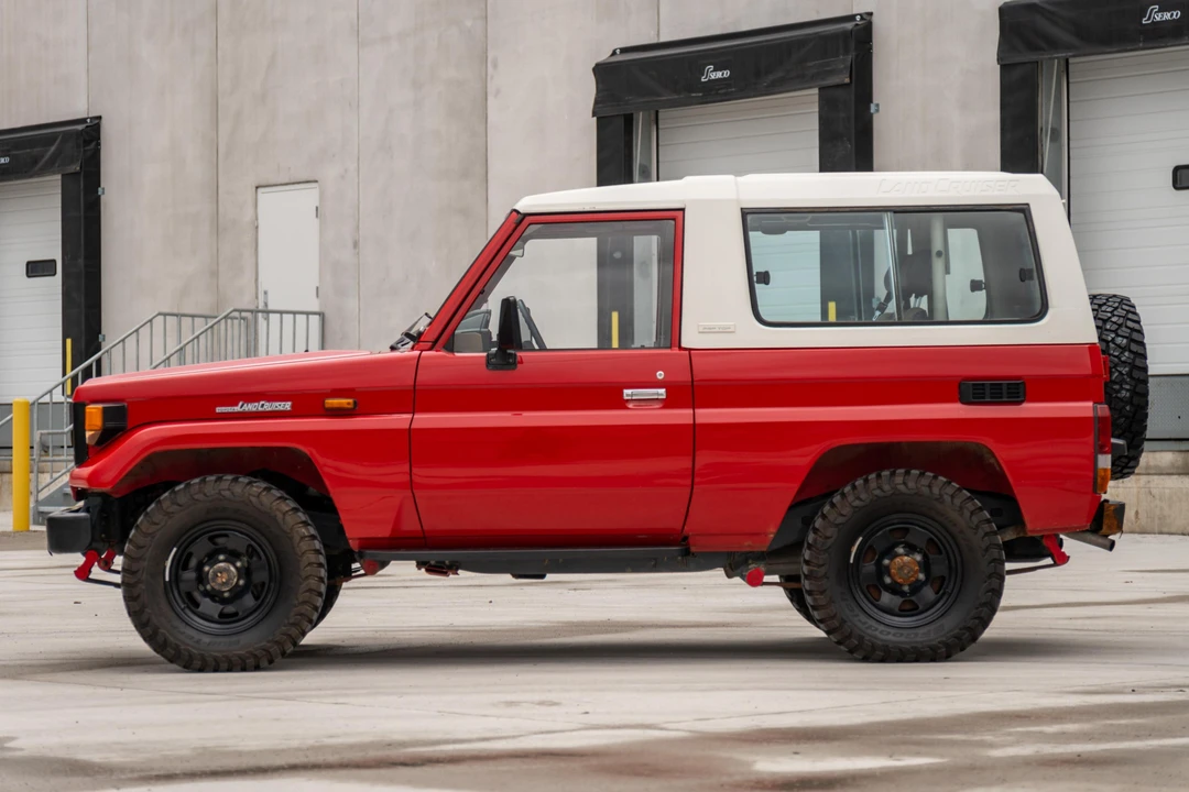 1988 Toyota J70 Land Cruiser - Image 3 of 31