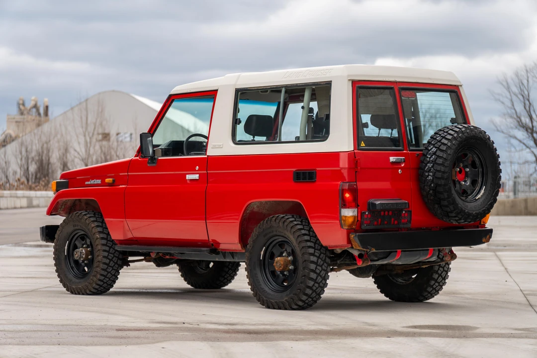 1988 Toyota J70 Land Cruiser - Image 13 of 31