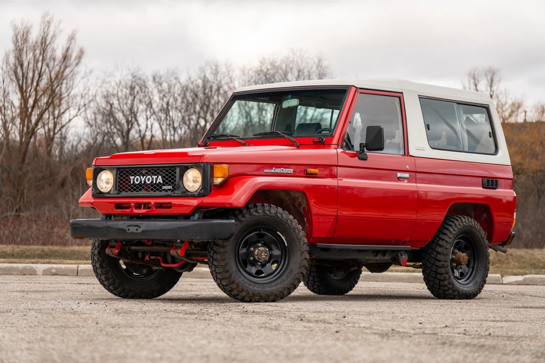 1988 Toyota J70 Land Cruiser - Image 8 of 31