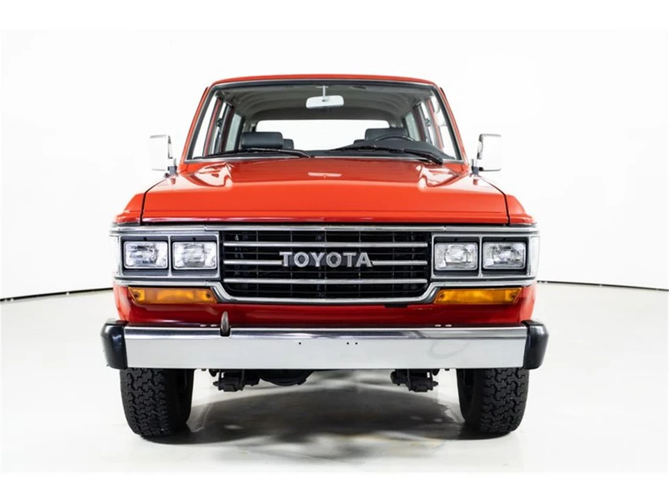 1988 Toyota J60 Land Cruiser - Image 2 of 31