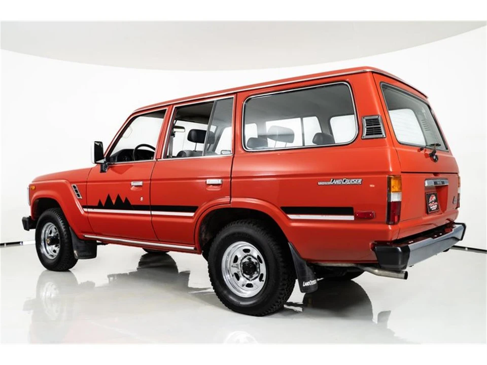 1988 Toyota J60 Land Cruiser - Image 8 of 31