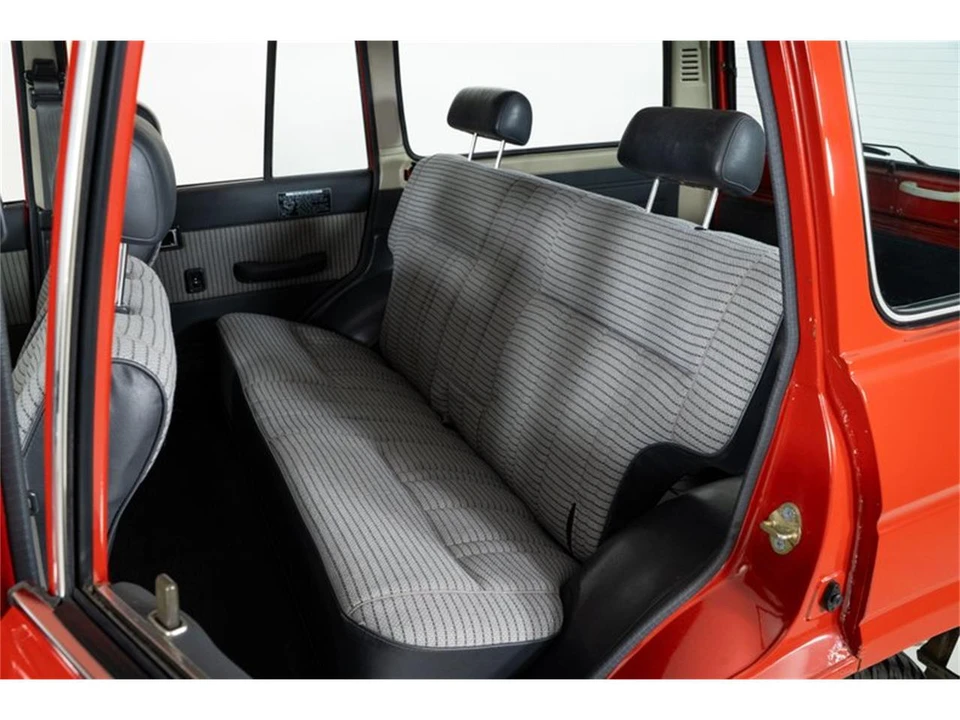 1988 Toyota J60 Land Cruiser - Image 21 of 31