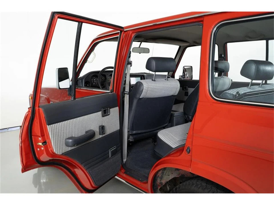 1988 Toyota J60 Land Cruiser - Image 19 of 31
