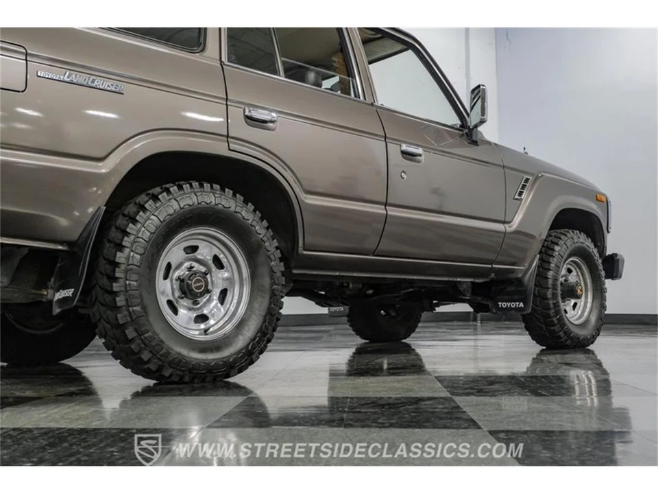 1988 Toyota J60 Land Cruiser - Image 28 of 31