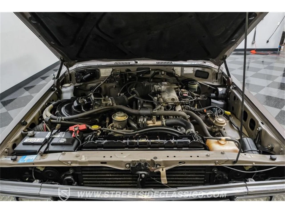 1988 Toyota J60 Land Cruiser - Image 3 of 31
