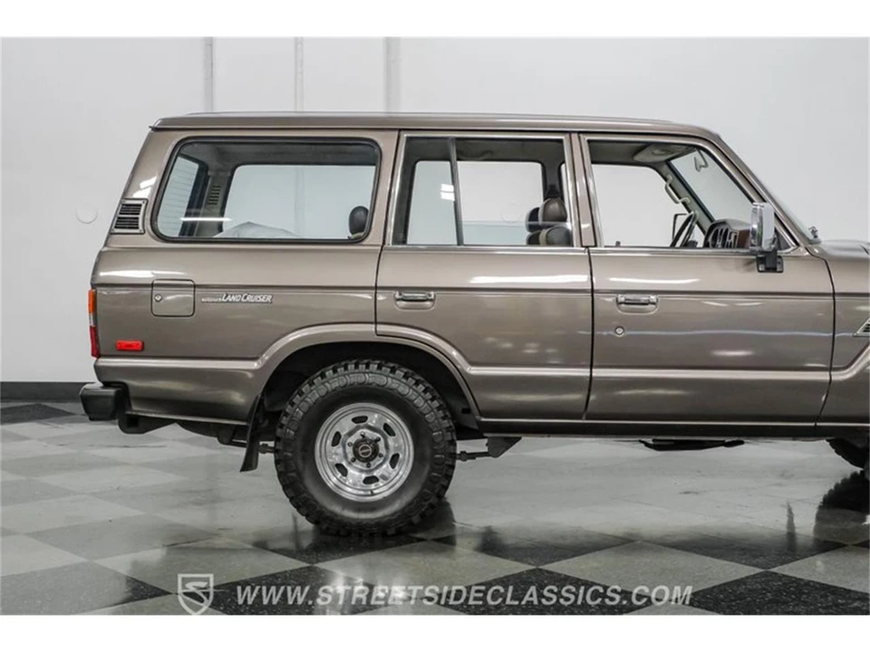 1988 Toyota J60 Land Cruiser - Image 29 of 31