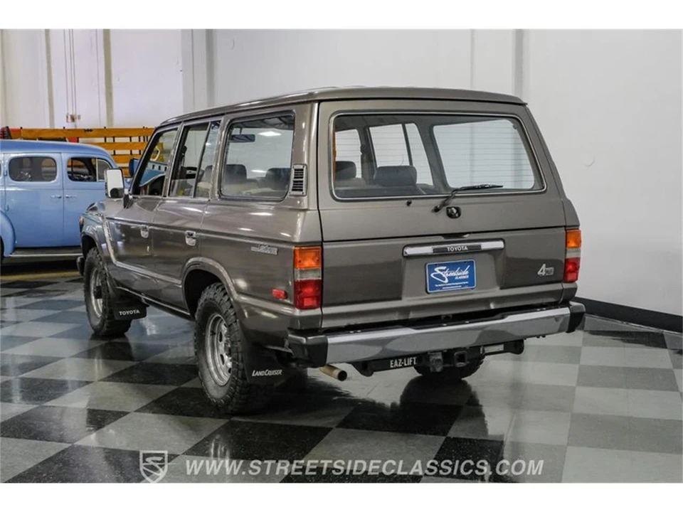 1988 Toyota J60 Land Cruiser - Image 10 of 31