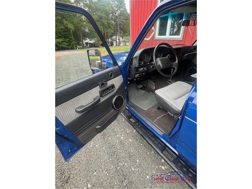 1988 Toyota J60 Land Cruiser - Image 11 of 16