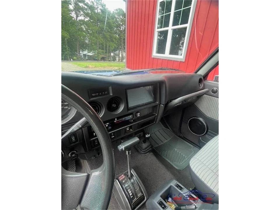 1988 Toyota J60 Land Cruiser - Image 13 of 16
