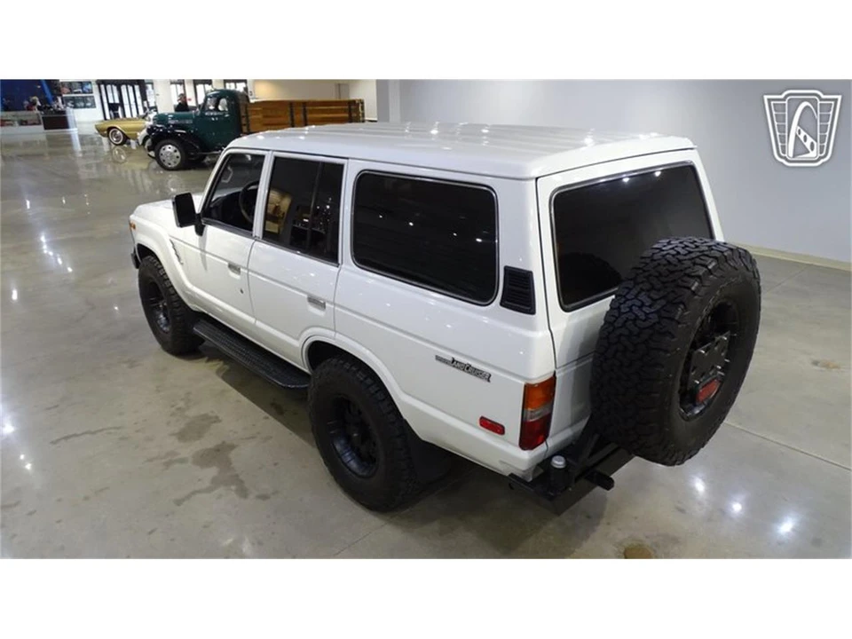 1988 Toyota J60 Land Cruiser - Image 8 of 31
