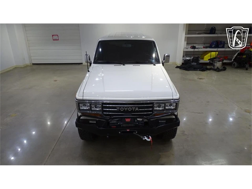 1988 Toyota J60 Land Cruiser - Image 23 of 31