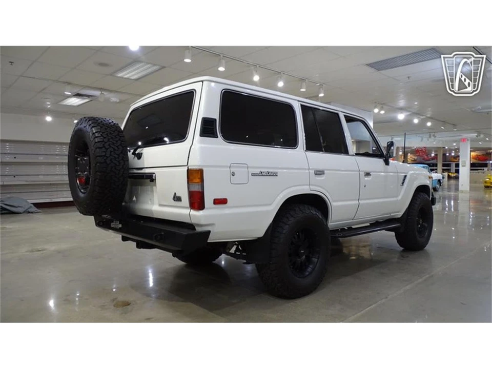 1988 Toyota J60 Land Cruiser - Image 15 of 31