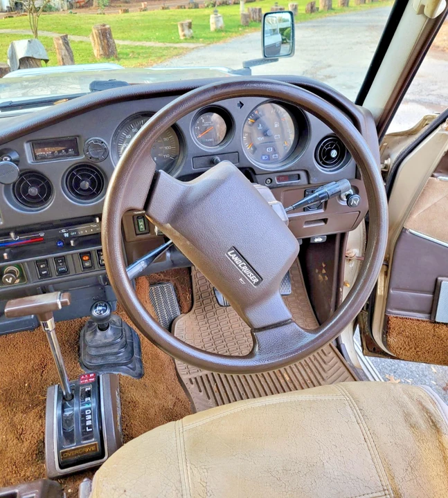1988 Toyota J70 Land Cruiser - Image 13 of 27