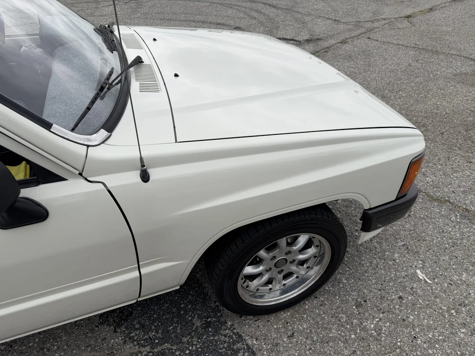 1988 Toyota Hilux 4th Gen - Image 18 of 31