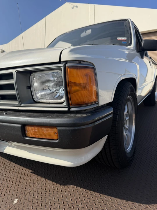 1988 Toyota Hilux 4th Gen - Image 21 of 31