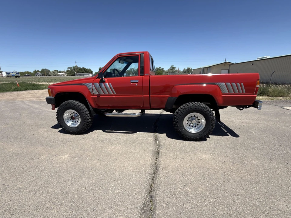 1988 Toyota Hilux 4th Gen - Image 20 of 31