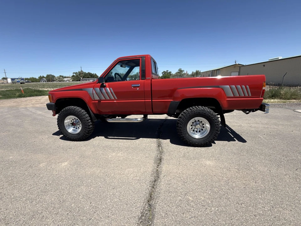 1988 Toyota Hilux 4th Gen - Image 21 of 31