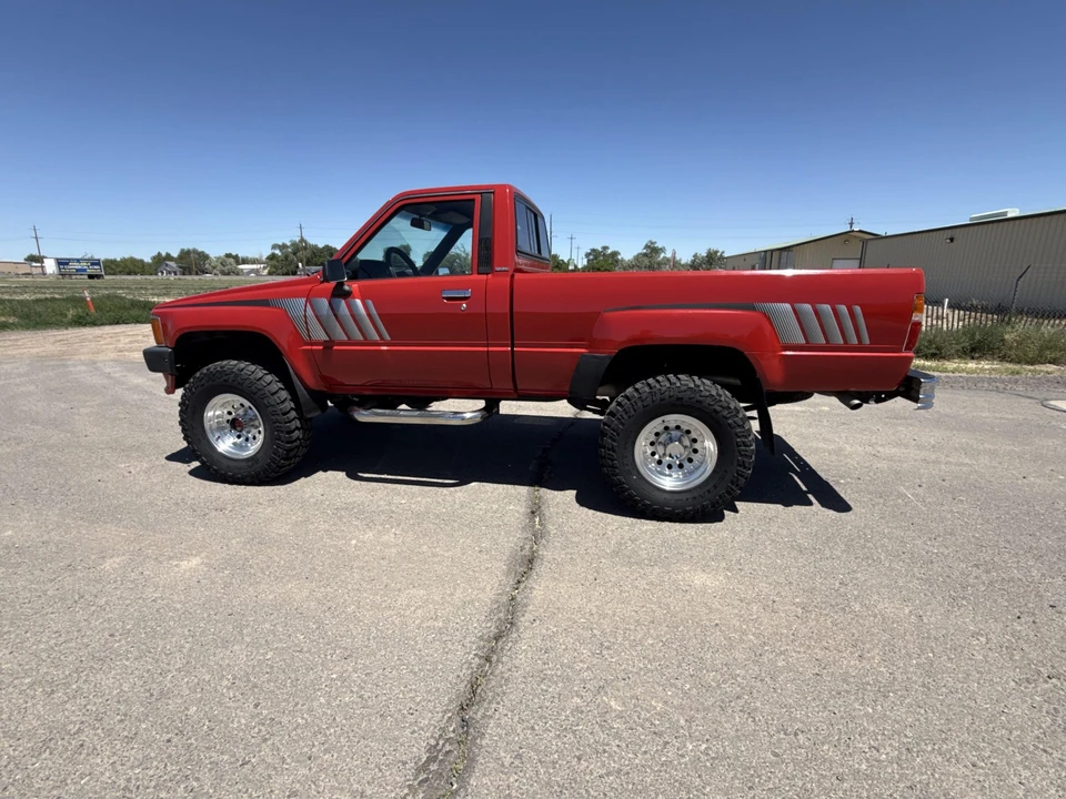 1988 Toyota Hilux 4th Gen - Image 22 of 31