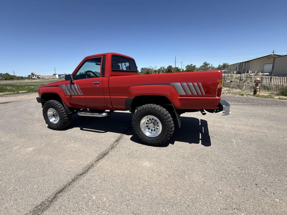 1988 Toyota Hilux 4th Gen - Image 29 of 31