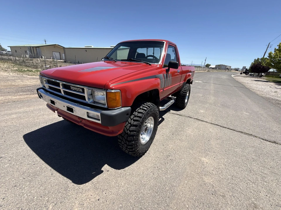 1988 Toyota Hilux 4th Gen - Image 5 of 31