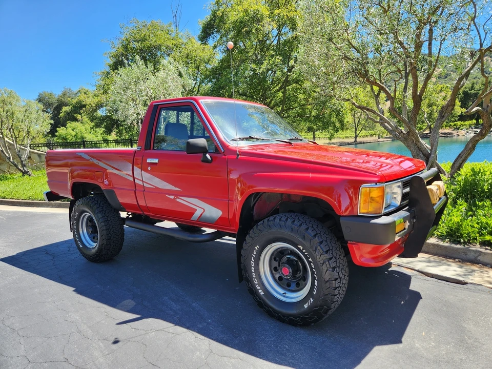 1988 Toyota Hilux 4th Gen - Image 22 of 31