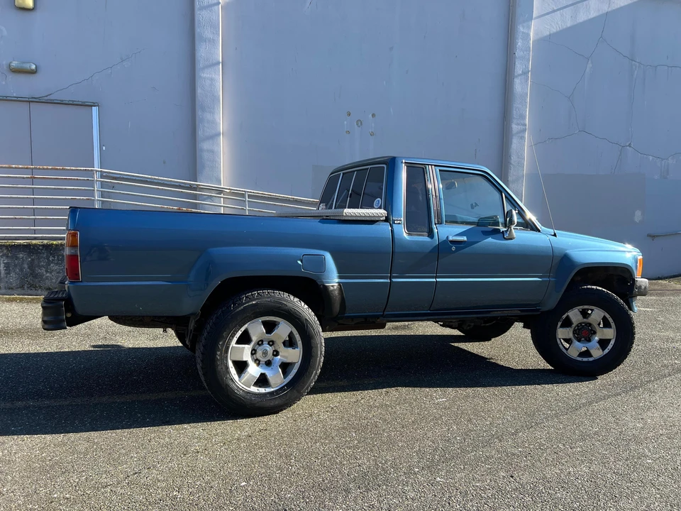 1988 Toyota Hilux 4th Gen - Image 25 of 31