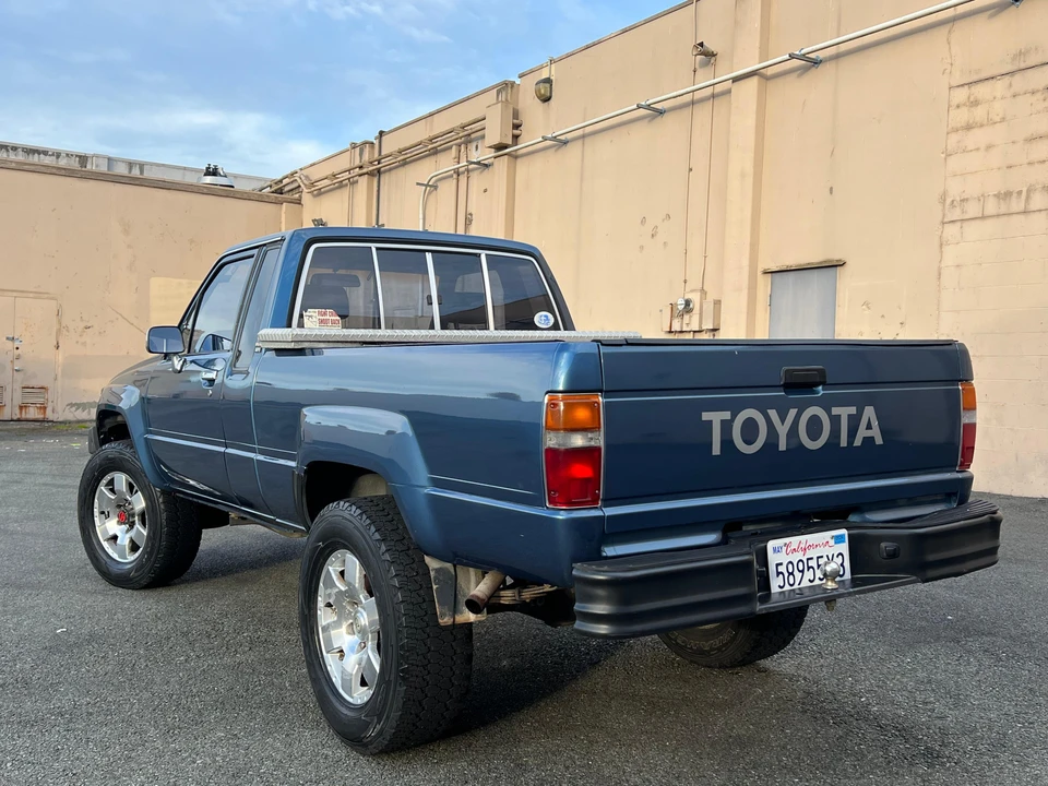 1988 Toyota Hilux 4th Gen - Image 31 of 31