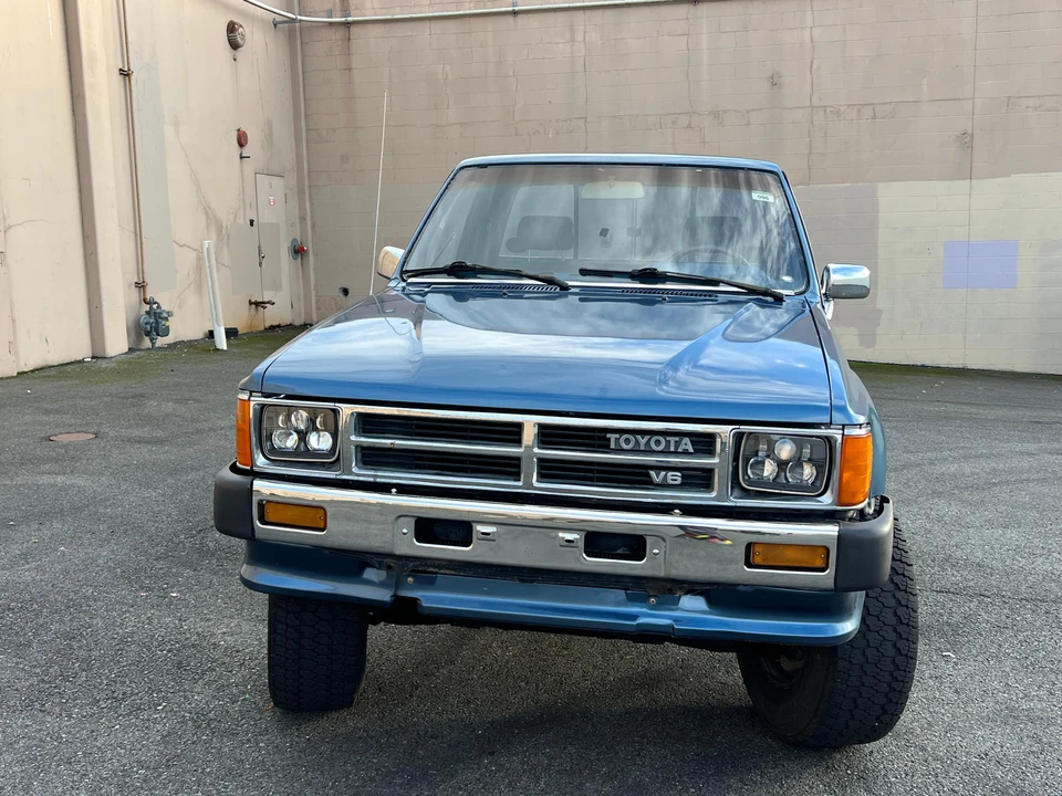 1988 Toyota Hilux 4th Gen - Image 28 of 31