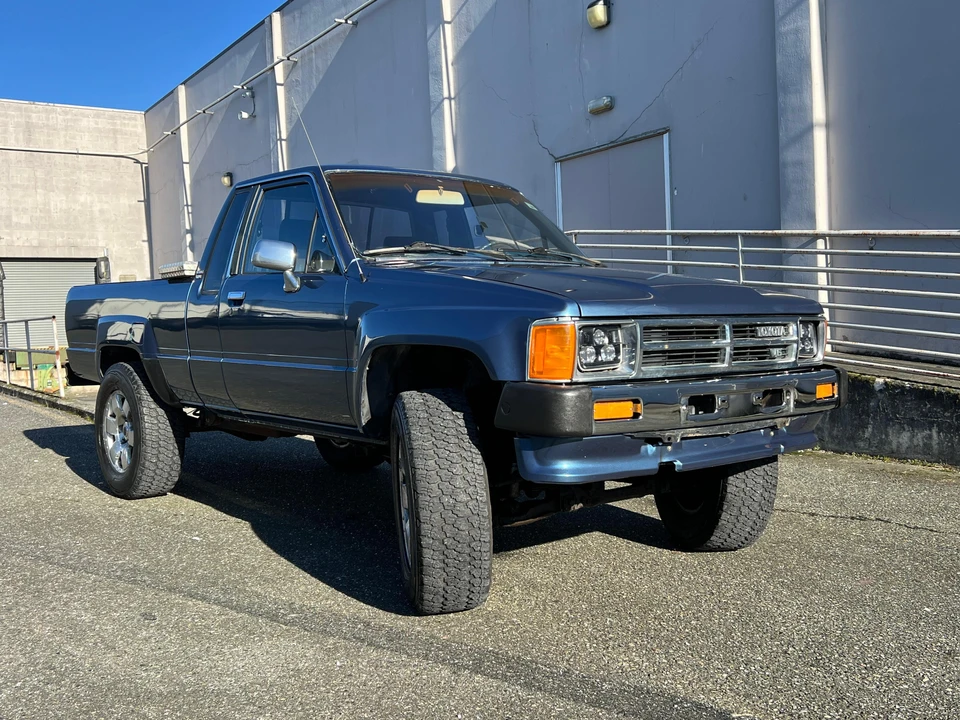1988 Toyota Hilux 4th Gen - Image 27 of 31
